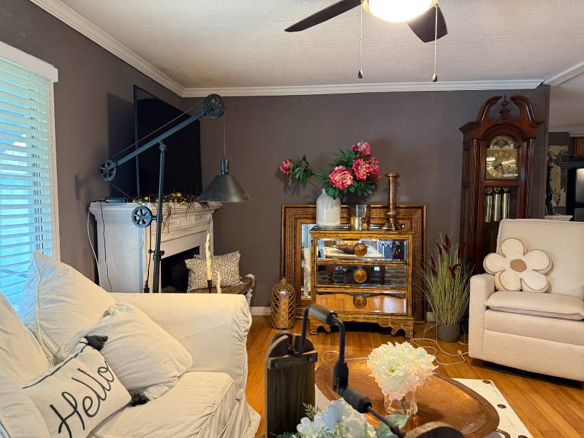 374 Teakwood Dr a Ellenton, FL Mobile or Manufactured Home for Sale